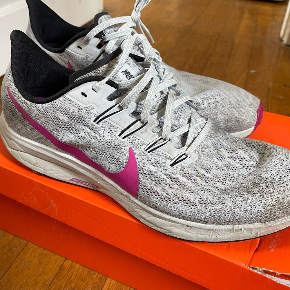 Nike Air Zoom Pegasus 37 size 13
